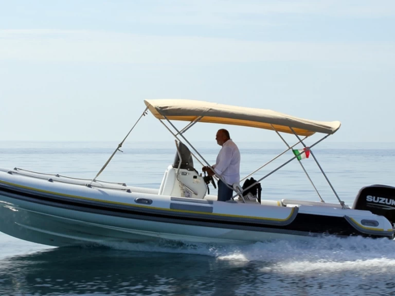 RIB te huur in Marzamemi voor de beste prijs