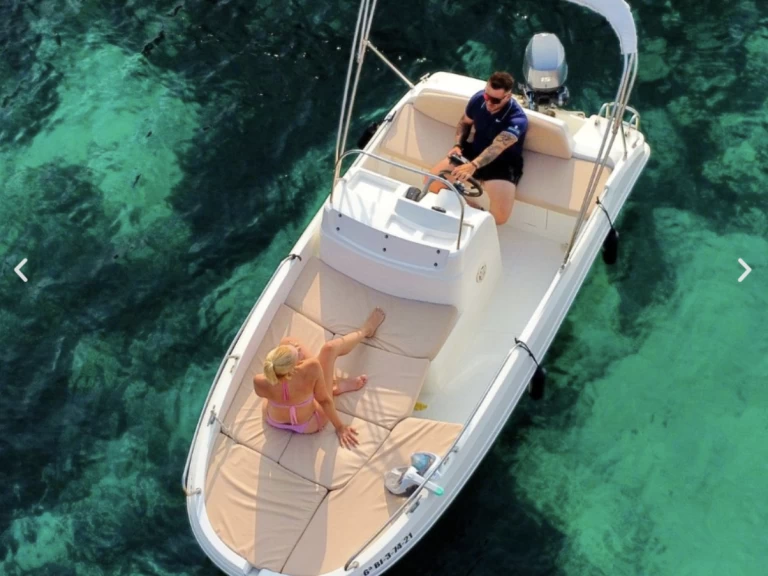 Bootverhuur Sant Antoni de Portmany goedkoop Remus 450 open