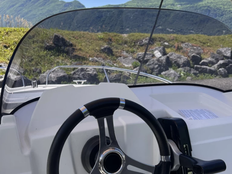 Verhuur Motorboot Titanium met vaarbewijs