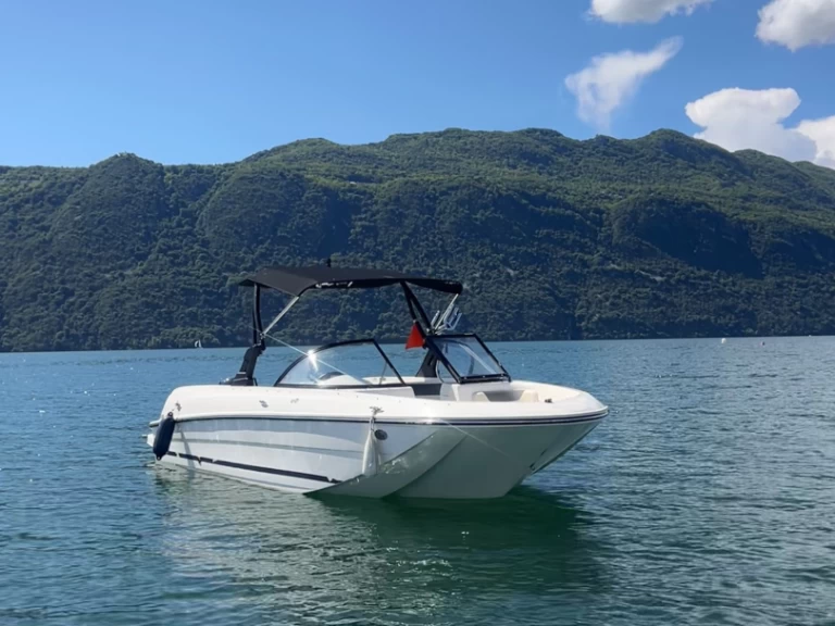 Jachthuur in Aix-les-Bains - Bayliner Element E7 via SamBoat