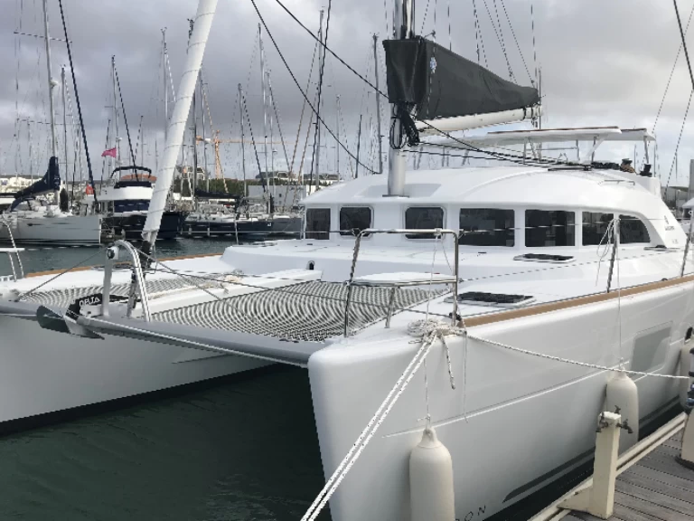 Bénéteau Lagoon 380 te huur van particulier of professional in Pointe-à-Pitre