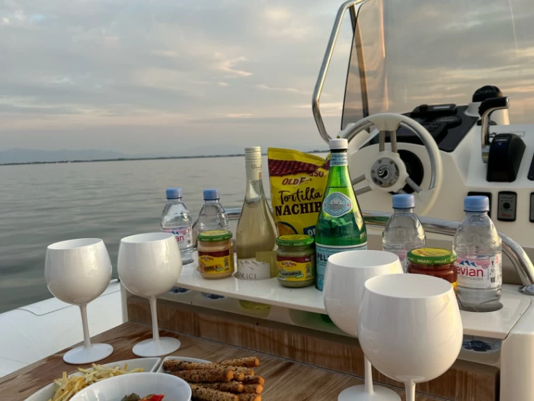 RIB te huur in Argelès-sur-Mer voor de beste prijs