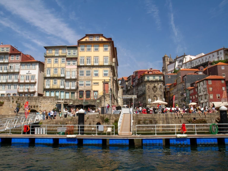 Private Boat Tour with Gaya		 4 meters te huur van particulier of professional in Porto