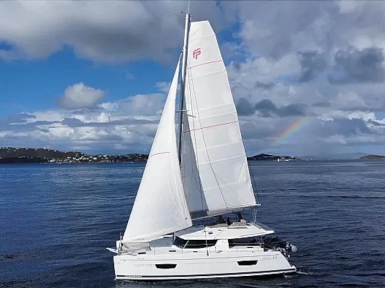 Verhuur Catamaran Fountaine Pajot met vaarbewijs