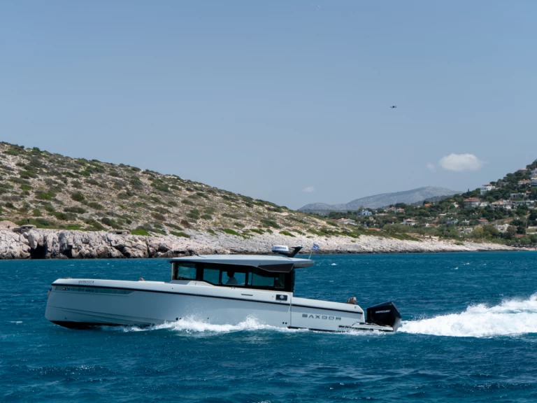 Bootverhuur Saxdor Saxdor 320 GTC in Ellinikó via SamBoat