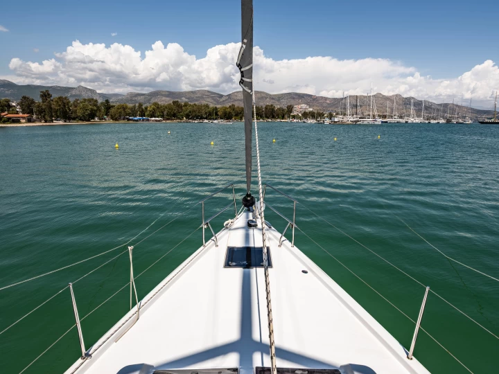 Bootverhuur Néa Péramos goedkoop Hanse 455