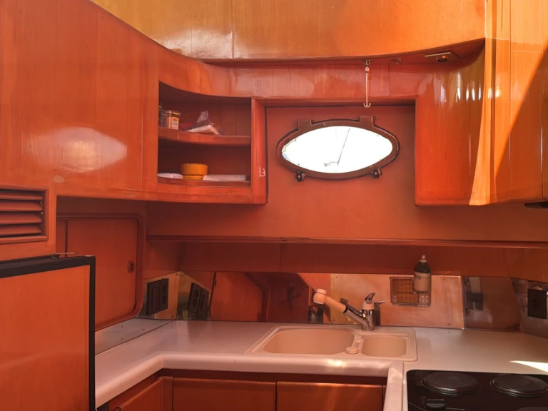 Huur Motorboot met of zonder schipper Johnson in Vigo