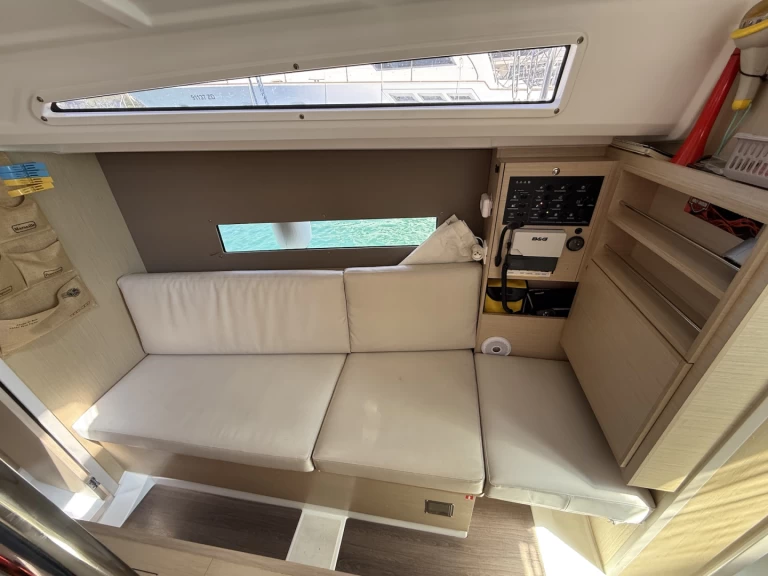 Bénéteau Oceanis 30.1 te huur van particulier of professional in Sukošan