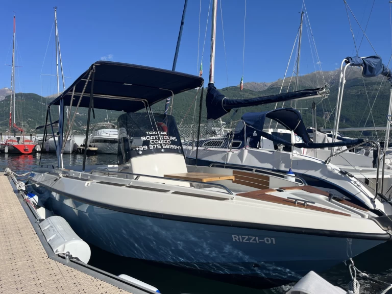 Motorboot te huur in Colico voor de beste prijs