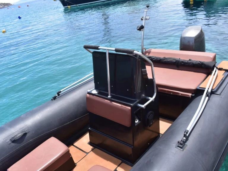 RIB te huur in Ornós voor de beste prijs