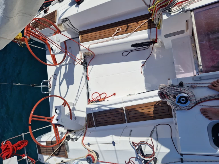 Verhuur Zeilboot in Cavtat - Elan Elan 350 Performance