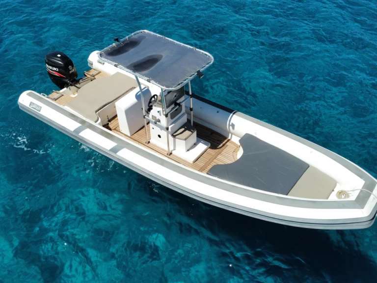 Huur RIB met of zonder schipper Sea Water in Arbatax Port