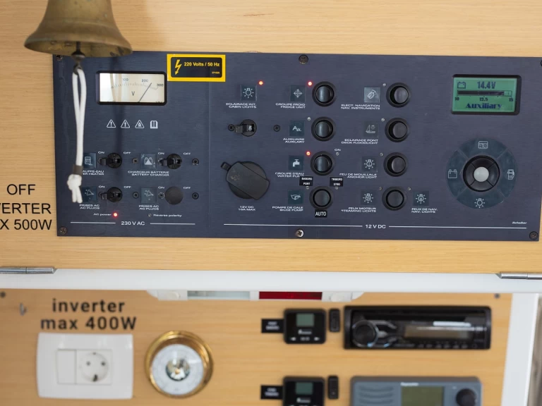 Bootverhuur Lagoon Lagoon 380 in Punat via SamBoat