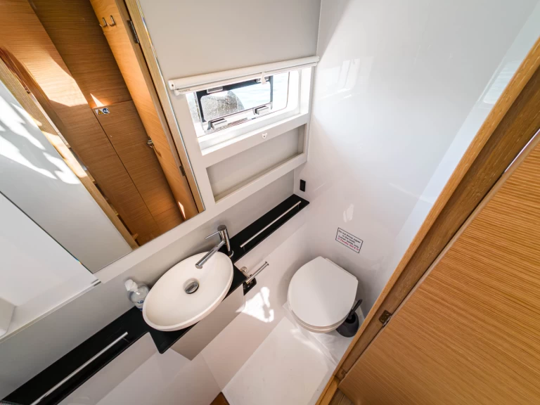 Verhuur Catamaran Nautitech met vaarbewijs