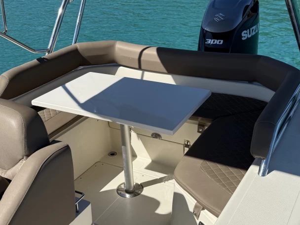 Huur een Lomac Lomac 600 IN in Gapeau