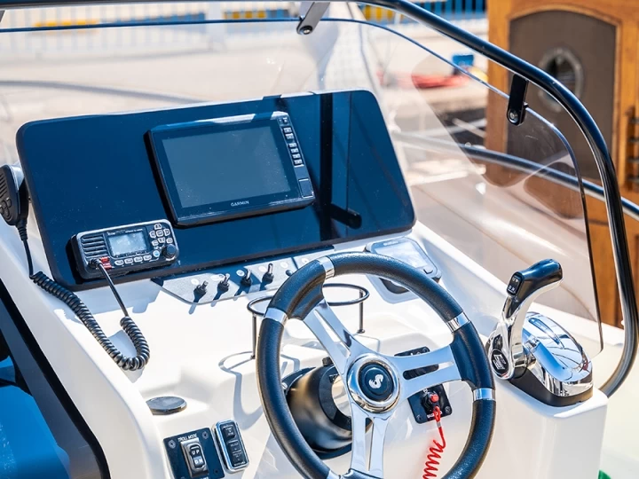 Bootverhuur Bénéteau Flyer 8 in Mataró via SamBoat