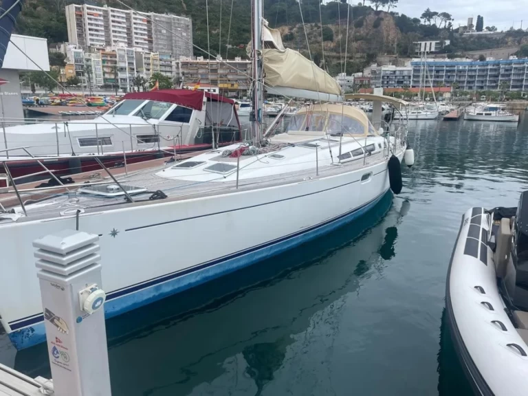 Jeanneau New Co Jeanneau Sun Odyssey 49 te huur van particulier of professional in Port Grimaud
