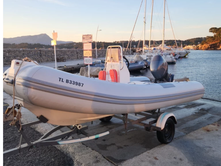 Verhuur RIB in Le Pradet - Pneumatiques  Apex A15