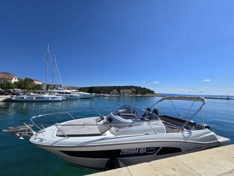 Verhuur Motorboot Jeanneau met vaarbewijs