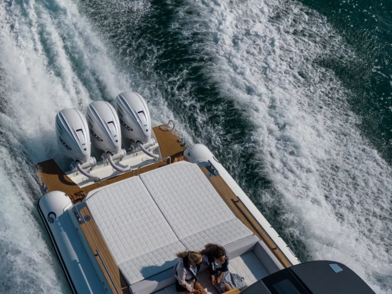 Bootverhuur Capelli Tempest 44 in Marine de Sant'Ambrogio via SamBoat