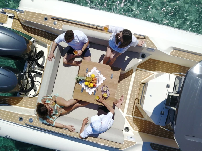 Verhuur RIB Capelli met vaarbewijs