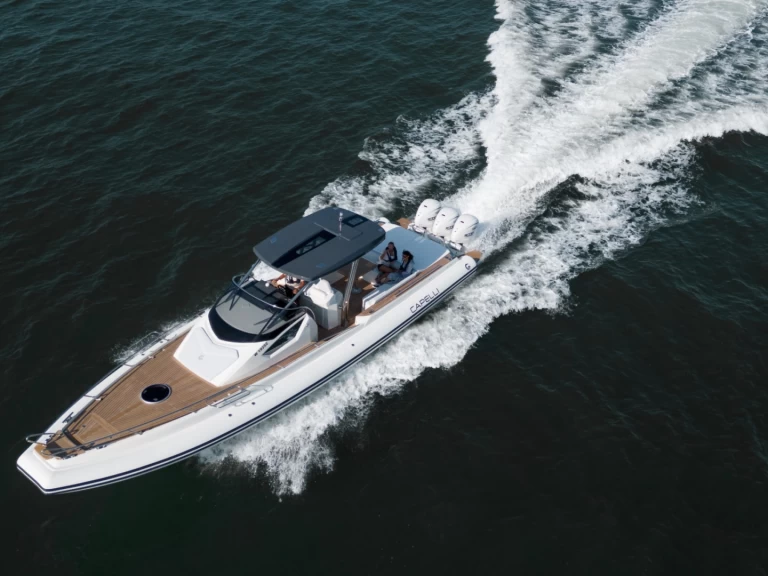 Huur een Capelli Tempest 44 in Marine de Sant'Ambrogio