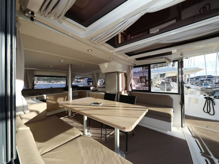 Verhuur Catamaran Catana met vaarbewijs