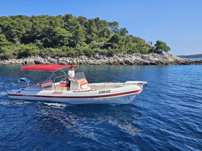 Bootverhuur Hvar goedkoop Clubman 26 Special