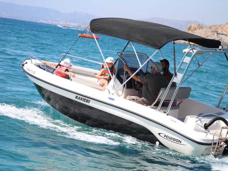 Motorboot te huur in Lárdos voor de beste prijs