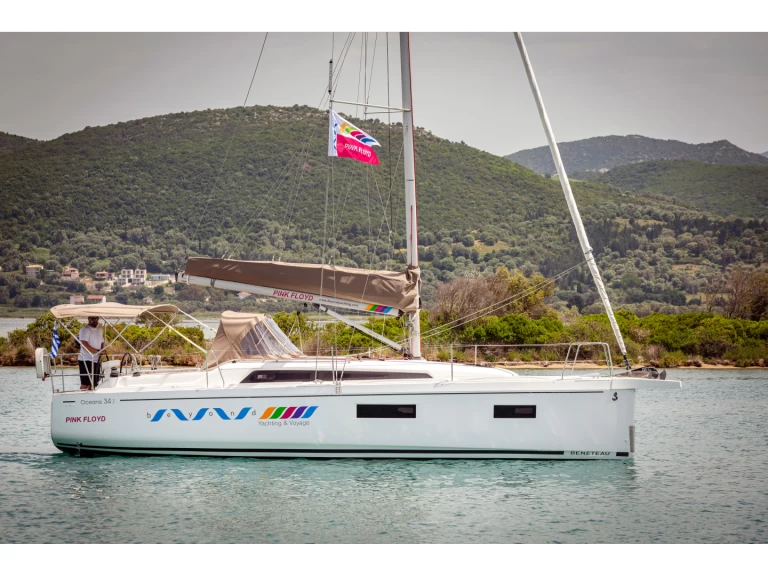 Verhuur Zeilboot Bénéteau met vaarbewijs