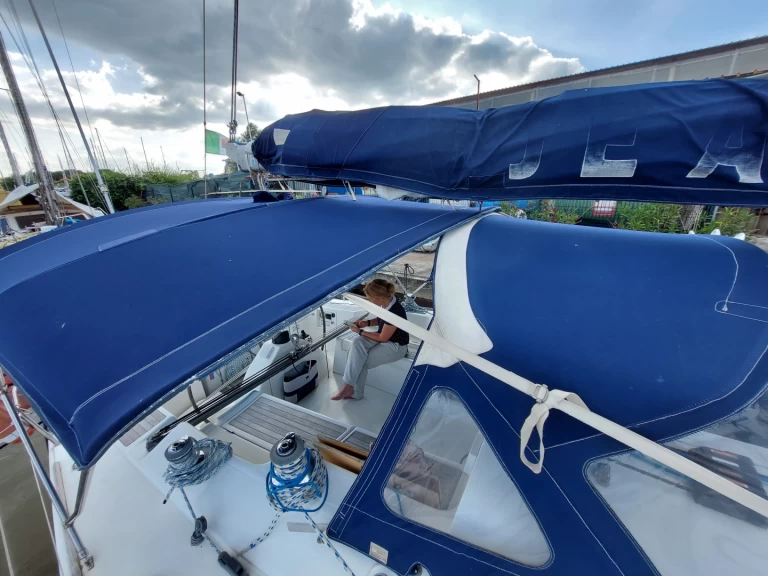 Zeilboot te huur in La Spezia voor de beste prijs