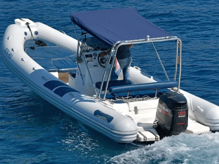 Verhuur RIB in Hvar - Mariner Mariner 690