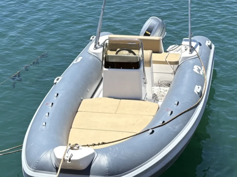 Predator 599 te huur van particulier of professional in Salerno