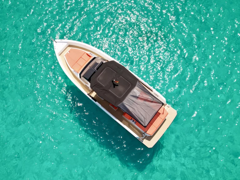 Huur Motorboot met of zonder schipper DE ANTONIO Yachts in Marina Ibiza