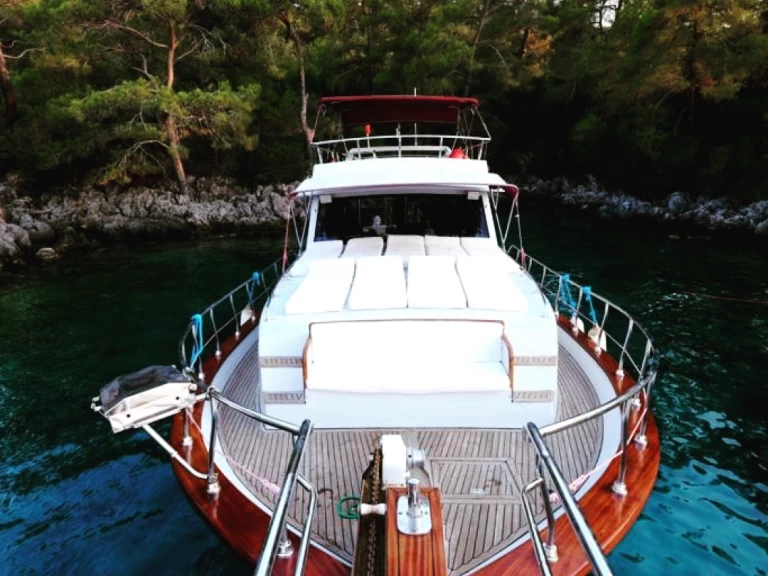 Huur Zeilboot met of zonder schipper costom made  in Fethiye Harbour