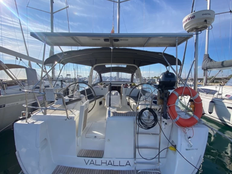 Huur een Bénéteau Oceanis 500 in Ibiza Town