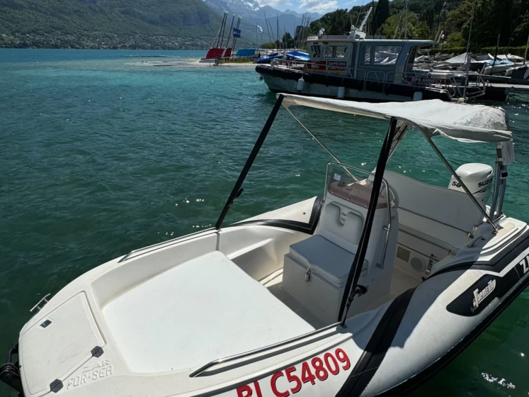 Huur een Zar Zar 43 Classic Luxury in Annecy