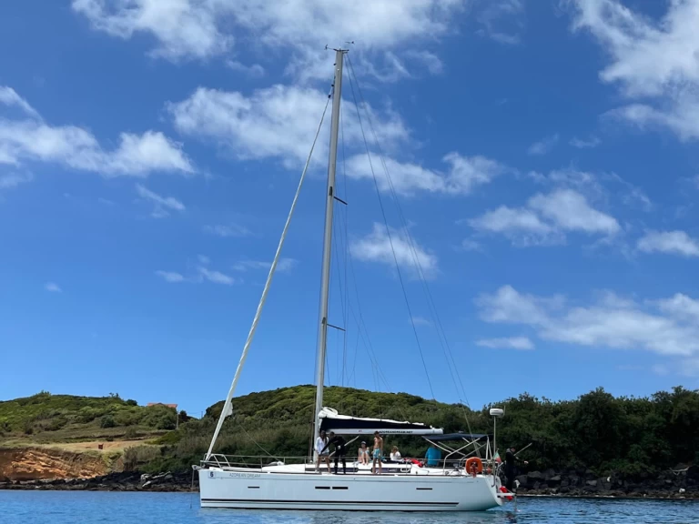 Dufour Dufour 405 Grand Large te huur van particulier of professional in Angra do Heroísmo