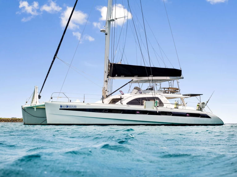 Huur een Leopard DAYDREAM in Saint Thomas Island