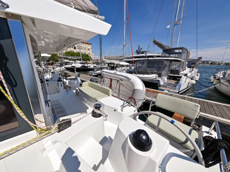 Verhuur Catamaran Bali met vaarbewijs