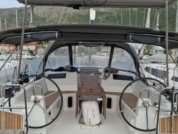 Huur een Bénéteau Oceanis 40.1 in Lefkáda