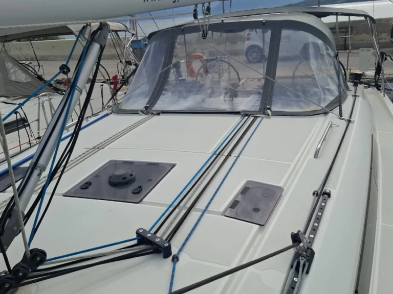 Verhuur Zeilboot in Lefkáda - Bénéteau Oceanis 40.1