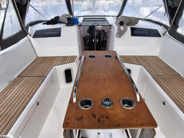 Verhuur Zeilboot Bénéteau met vaarbewijs