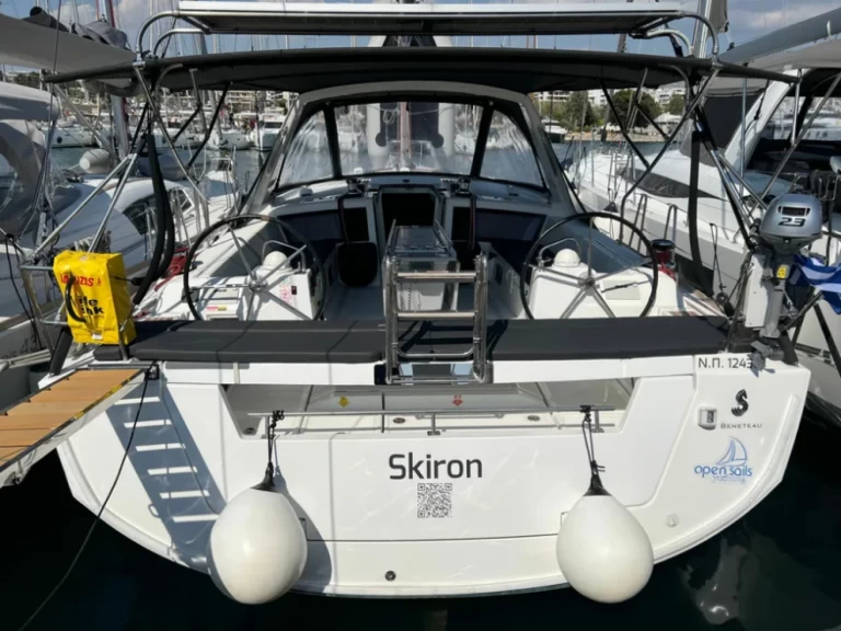 Bootverhuur Bénéteau Oceanis 411 Clipper in Álimos via SamBoat