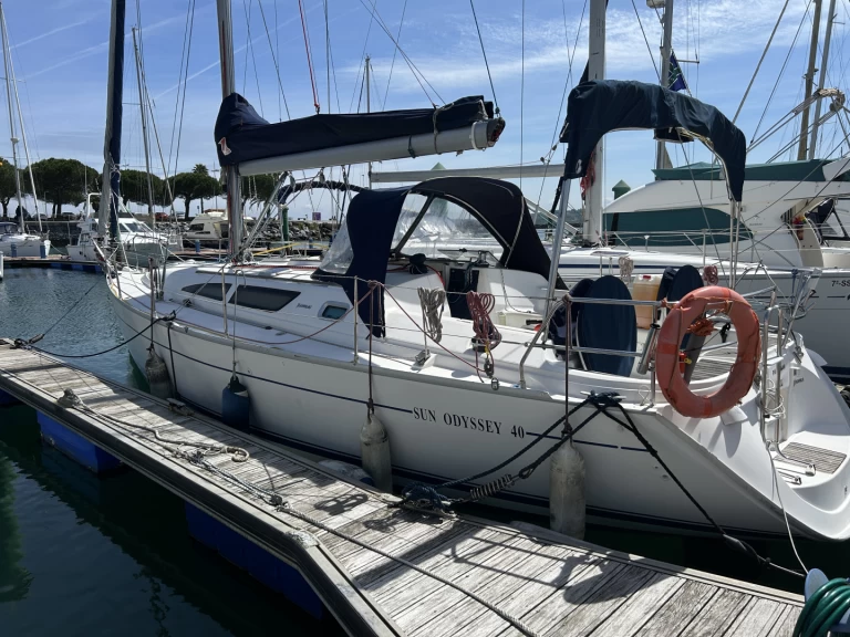 Verhuur Zeilboot in Hondarribia - Jeanneau Sun Odyssey 40