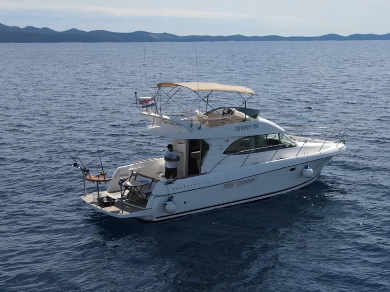 Bootverhuur Općina Supetar goedkoop Prestige 36 Fly