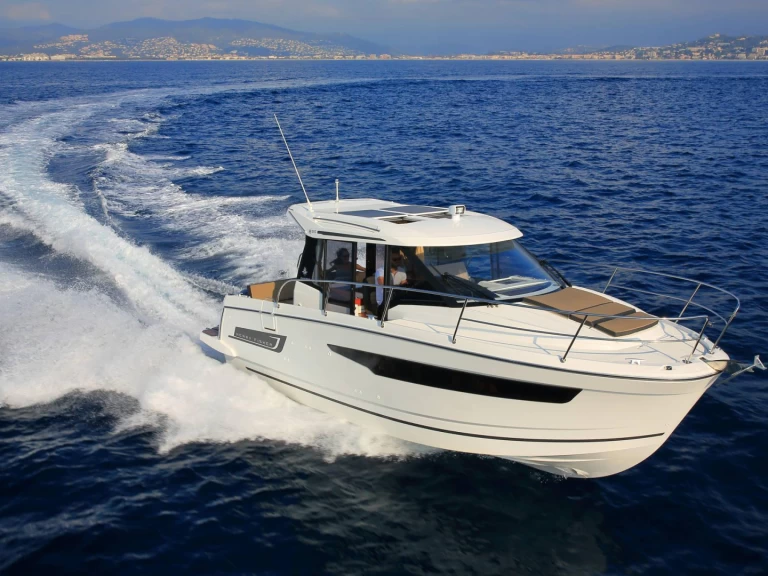 Jachthuur in Split - Jeanneau Merry Fisher 895 Offshore via SamBoat