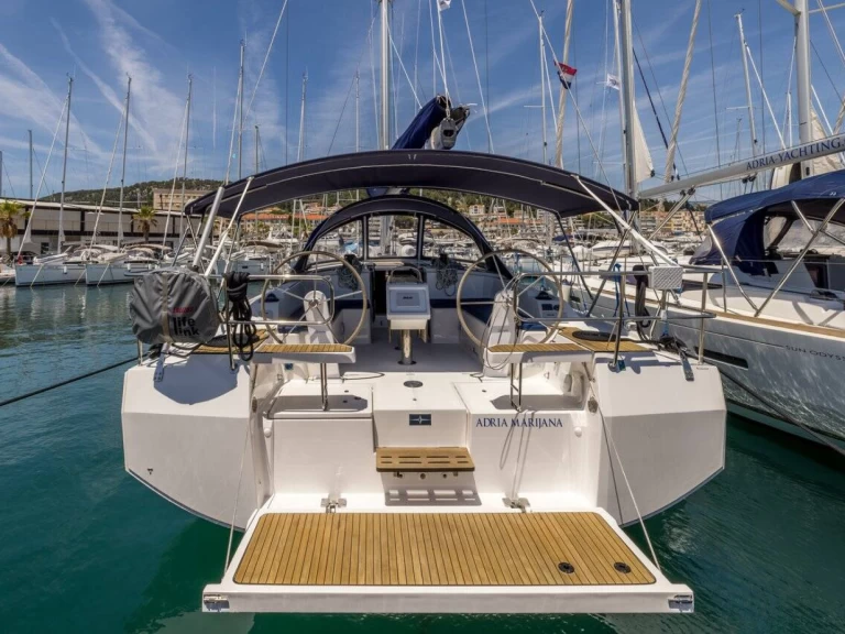 Verhuur Zeilboot Bavaria met vaarbewijs