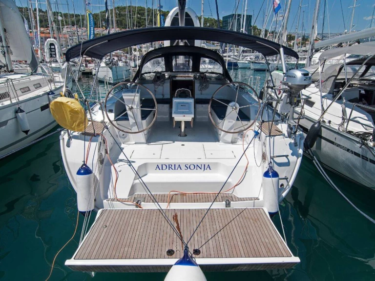 Huur een Bavaria Cruiser 46 in Split