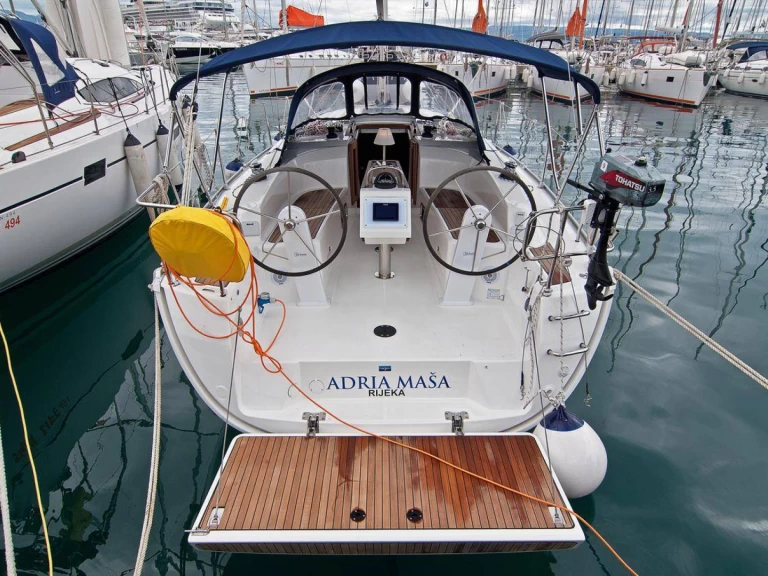 Jachthuur in Split - Bavaria Cruiser 34 via SamBoat